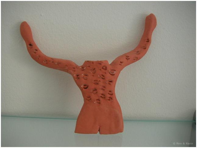 screaming body